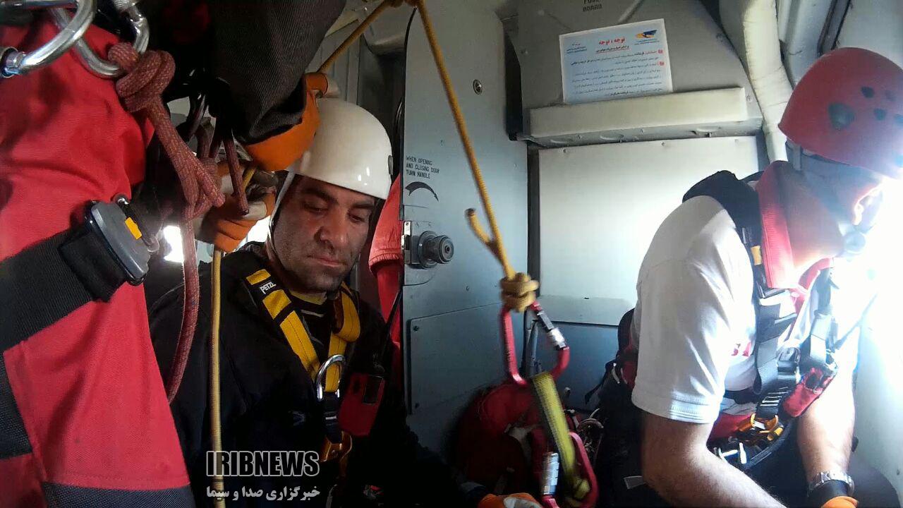 نجات دونفر گرفتار در  سیل بعداز چهار روز