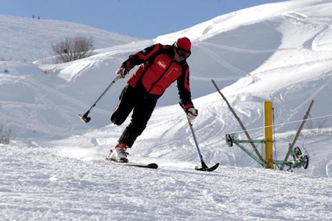 اردوي تيم ملي اسکي جانبازان و معلولان برگزار مي شود
