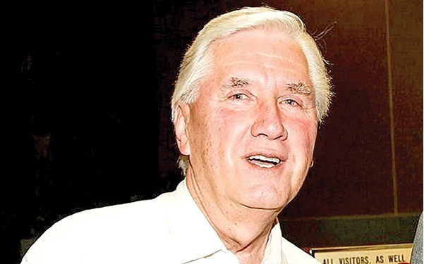 معروفترین چهرههای دنیا که در سال 2017 در گذشتند+ تصاویر معروفترین چهرههای دنیا که در سال 2017 در گذشتند+ تصاویر