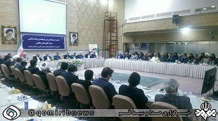 نشست وزیر فرهنگ و ارشاد اسلامی با فرهیختگان فرهنگی، هنری، قرآنی و رسانه ای استان