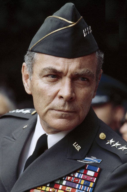 ناتو؛ سازمانی که طراح اخبار جعلی روز اروپاست + تصاویر