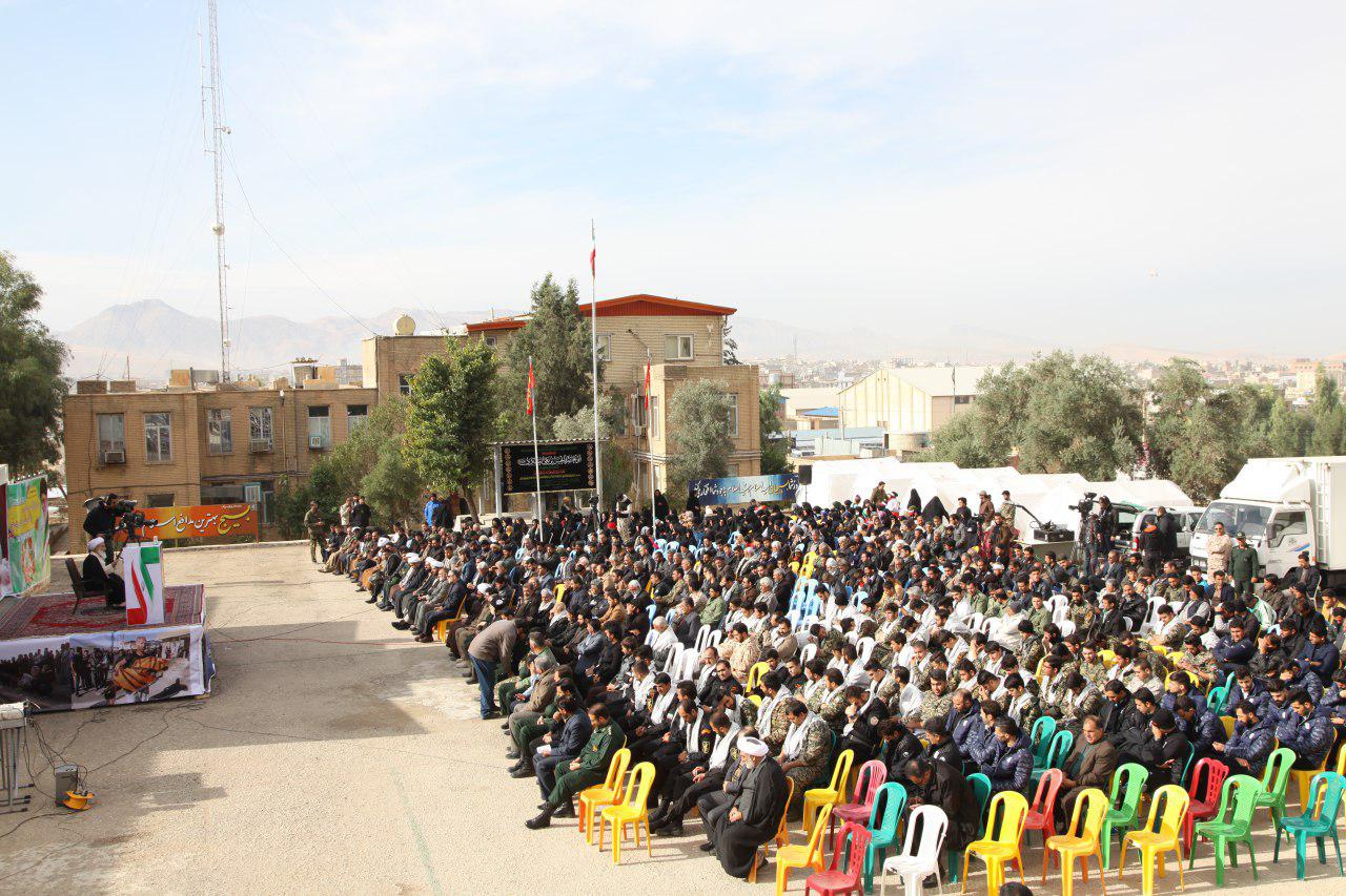 روند اسکان زلزله زدگان در کانکس باید سرعت بیشتری بگیرد