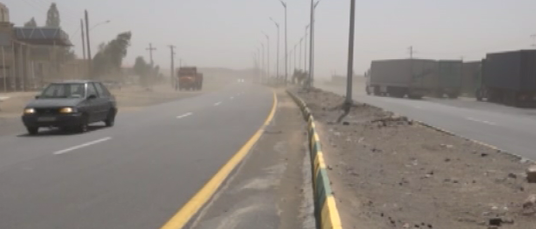 غلظت گرد و غبار در فهرج 40 برابر حدمجاز غلظت گرد و غبار در فهرج 40 برابر حدمجاز