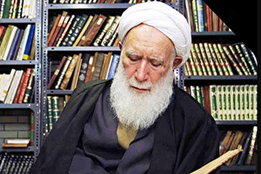 آغاز مراسم تشییع پیکر عالم ربانی مرحوم آیت الله تهرانی آغاز مراسم تشییع پیکر عالم ربانی مرحوم آیت الله تهرانی 