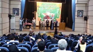 تجلیل از برگزیدگان حفظ و مفاهیم قرآن کریم