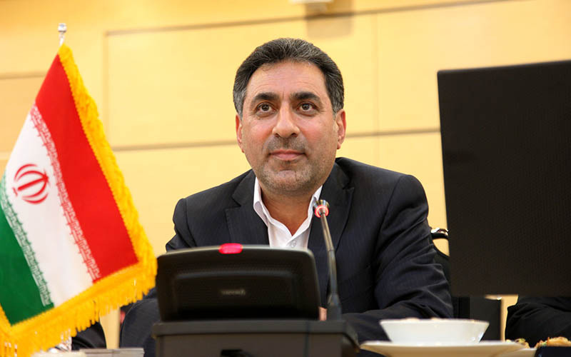 تاثیر کریدور شرق-غرب بر توسعه اجتماعی-اقتصادی پس&zwnj;کرانه&zwnj; سواحل جنوبی