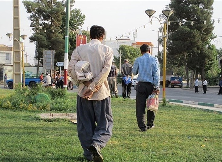 می شود بیتفاوت رد شد و چيزی نديد؟ می شود بیتفاوت رد شد و چيزی نديد؟