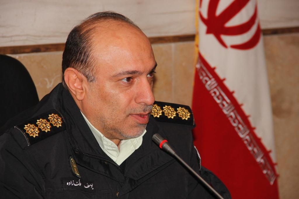 کشف ۹۴ هزار عدد مواد محترقه غیرمجاز در شیراز کشف ۹۴ هزار عدد مواد محترقه غیرمجاز در شیراز