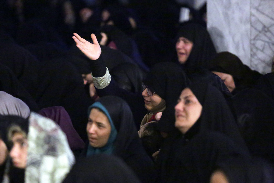 لذت زیارت امام هشتم در رکاب مهدی فاطمه لذت زیارت امام هشتم در رکاب مهدی فاطمه