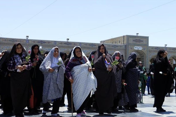 لذت زیارت امام هشتم در رکاب مهدی فاطمه لذت زیارت امام هشتم در رکاب مهدی فاطمه