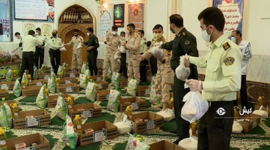توزیع بسته‌های کمک معیشتی در جزیره کیش