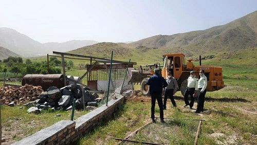 قلع و قمع ساخت وساز غیر مجاز در اراضی زراعی و باغات قلع و قمع ساخت وساز غیر مجاز در اراضی زراعی و باغات