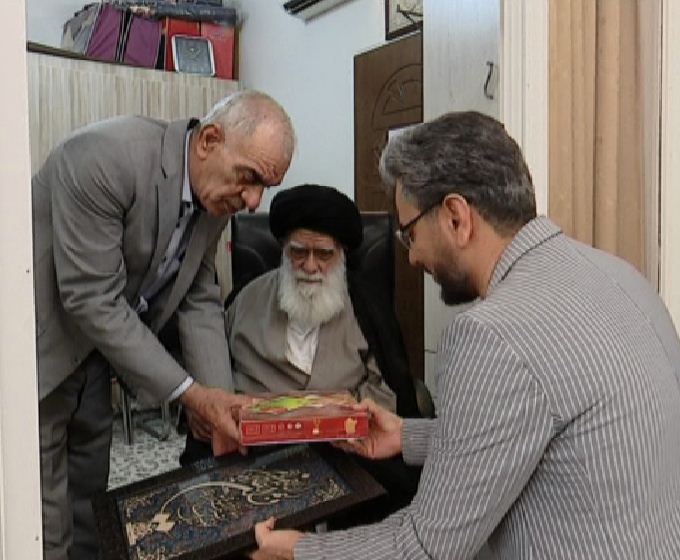 دیدار خادمان آستان امامزاده سید جعفر محمد با علمای یزد دیدار خادمان آستان امامزاده سید جعفر محمد با علمای یزد