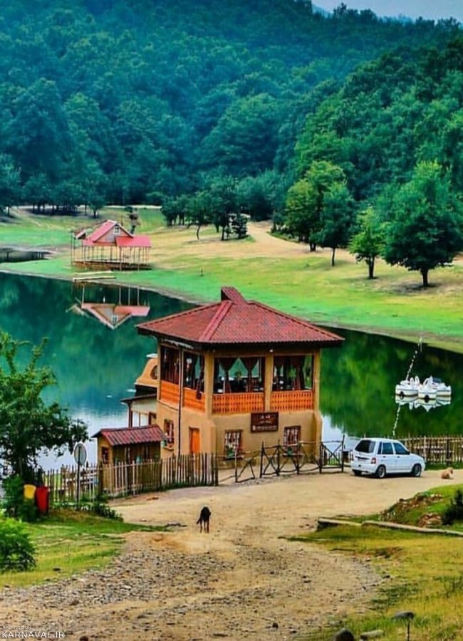 دریاچه سقالکسار، یکی از پاک‌ترین دریاچه‌های ایران