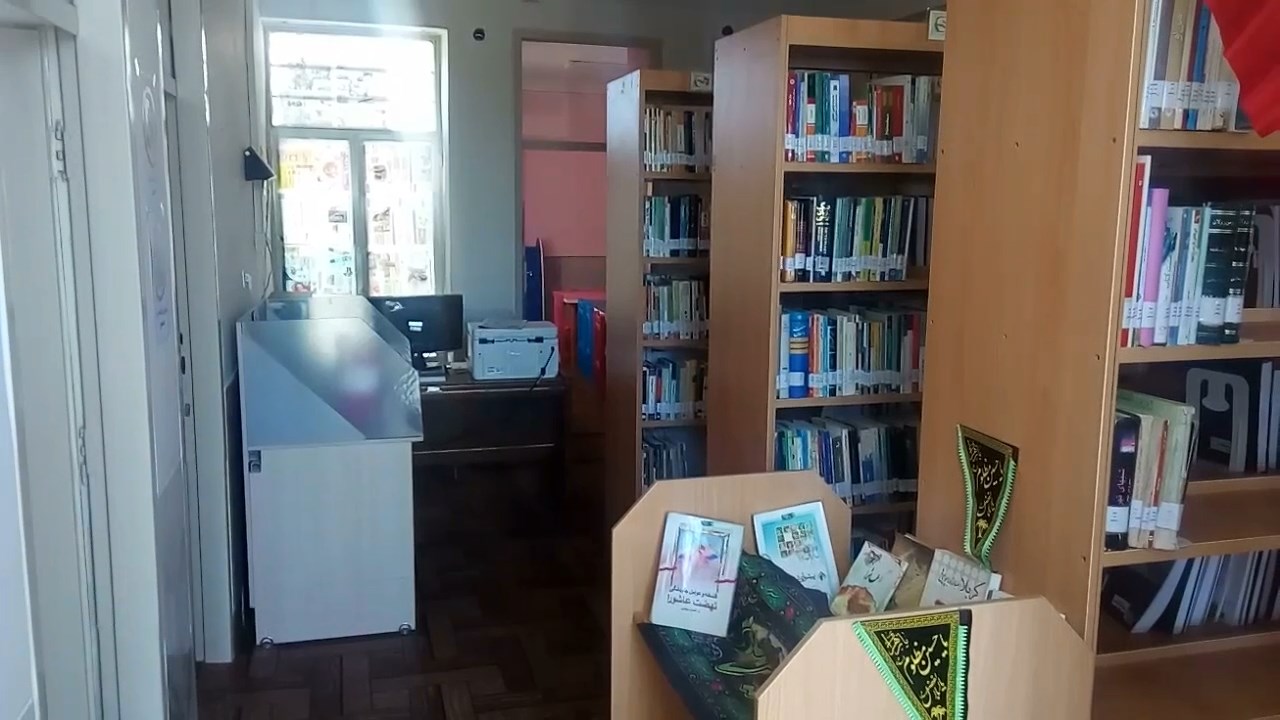 آغاز بهره برداری از کتابخانه شهید علی جعفری در روستای اریسمان بخش بادرود آغاز بهره برداری از کتابخانه شهید علی جعفری در روستای اریسمان بخش بادرود