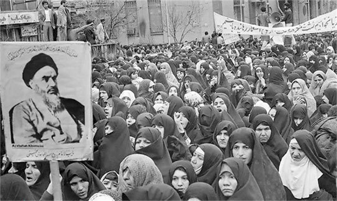 بانوان پیشکسوت فرهنگ و هنر ایران با حضور وزیر ارشاد تجلیل می‌شوند