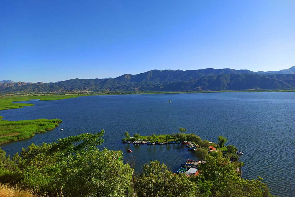 کردستان استان هزار رنگ ومقصد سفرهای نوروزی کردستان استان هزار رنگ ومقصد سفرهای نوروزی