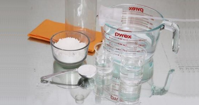 شیشه پاک کن طبیعی