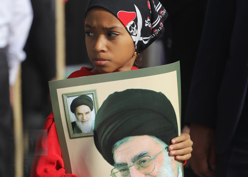 تصاویر به یادماندنی از حماسه آفرینی مردم در جشن انقلاب 1401 تصاویر به یادماندنی از حماسه آفرینی مردم در جشن انقلاب 1401