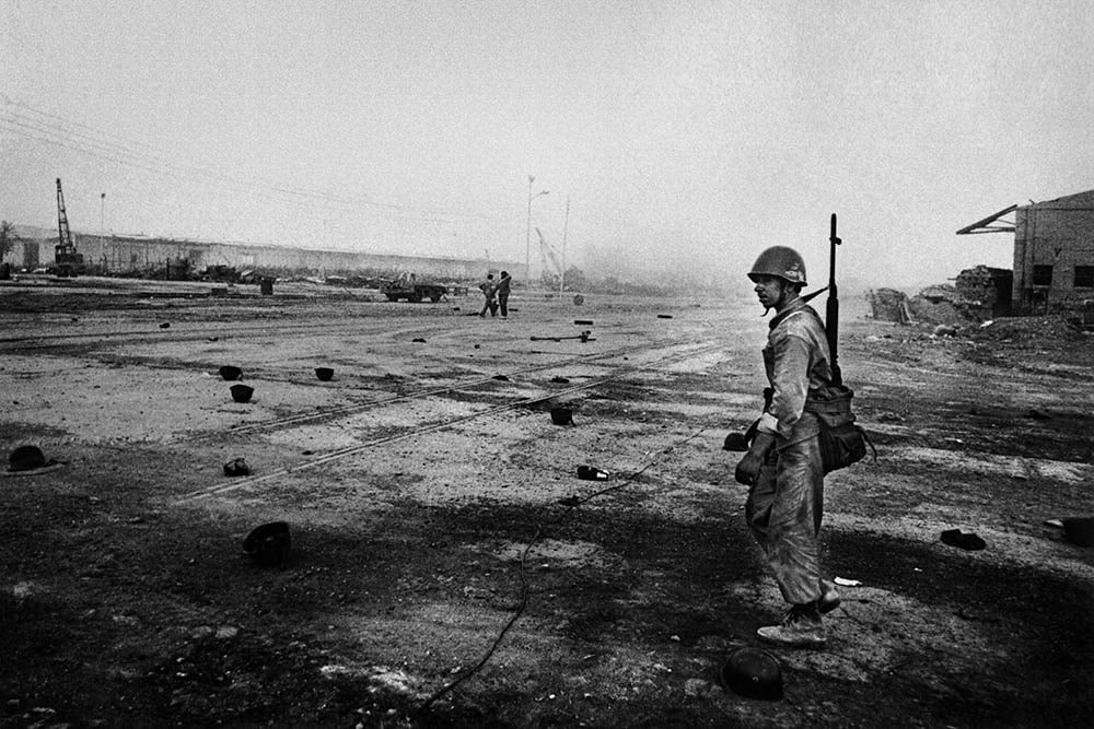 از ۲۲ بهمن ۵۷ تا فتح خرمشهر در شانزدهمین دوره حراج تهران از ۲۲ بهمن ۵۷ تا فتح خرمشهر در شانزدهمین دوره حراج تهران
