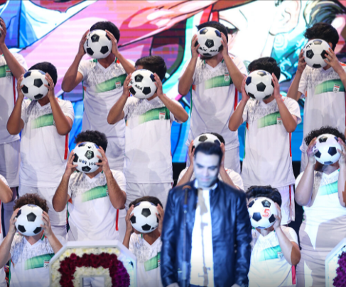 رونمایی از پیراهن تیم ملی فوتبال ایران رونمایی از پیراهن تیم ملی فوتبال ایران