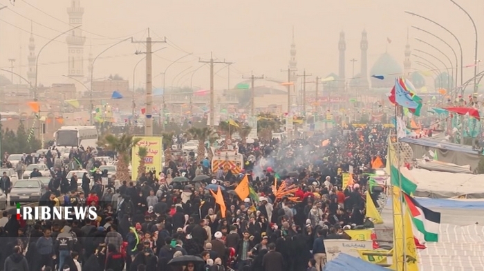 موکبهای مردمی پذیرای عاشقان امام مهدی(ع) در مسیر مسجد جمکران موکبهای مردمی پذیرای عاشقان امام مهدی(ع) در مسیر مسجد جمکران