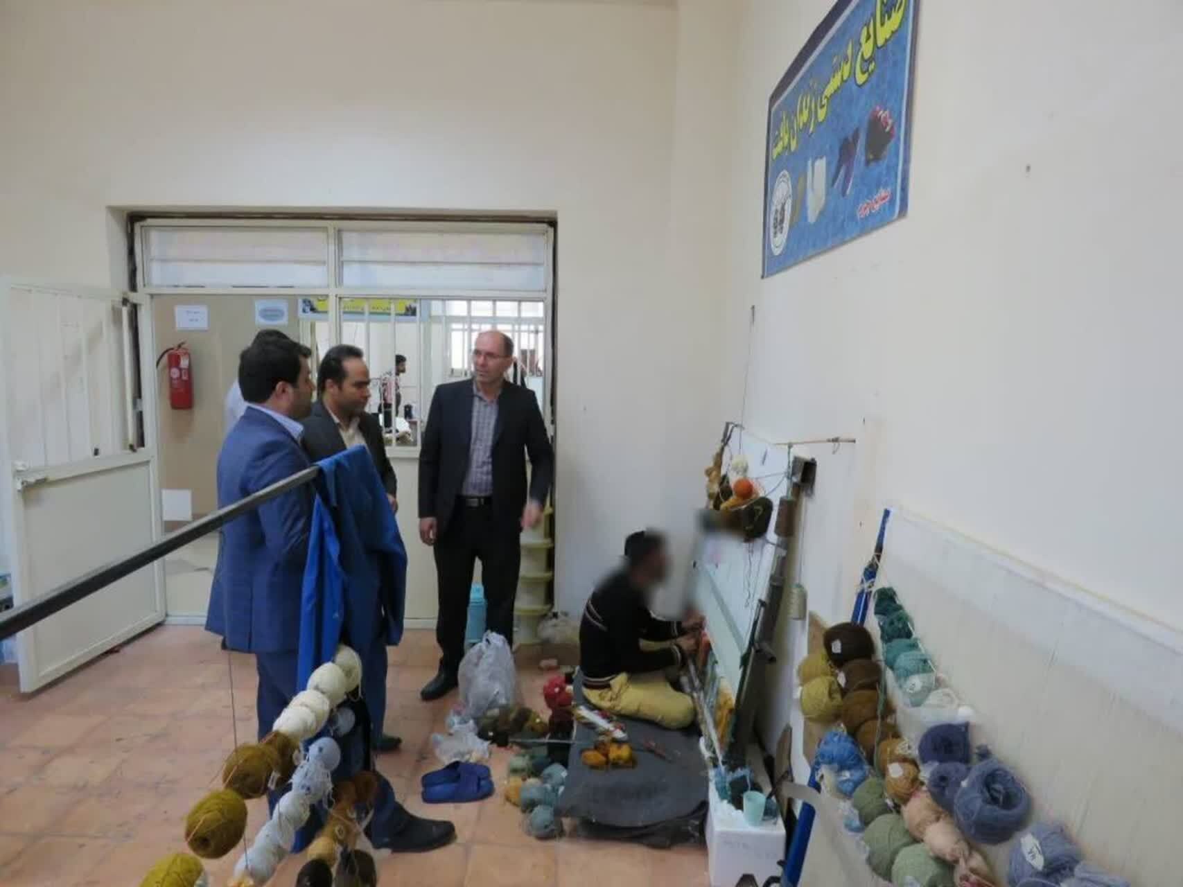 ضرورت اجرا و توسعه طرحهای اشتغال زایی برای معتادین بهبود یافته ضرورت اجرا و توسعه طرحهای اشتغال زایی برای معتادین بهبود یافته