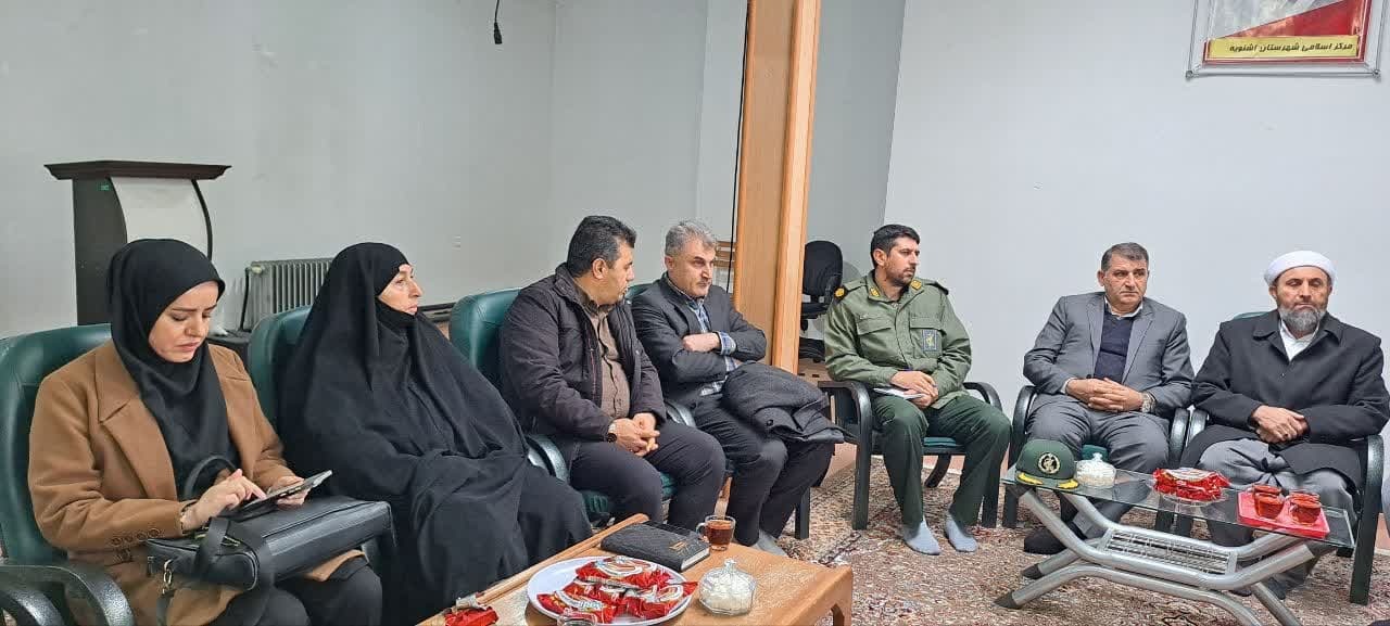 تاکید امام جمعه اشنویه برترویج فرهنگ امر بمعروف و نهی از منکر تاکید امام جمعه اشنویه برترویج فرهنگ امر بمعروف و نهی از منکر