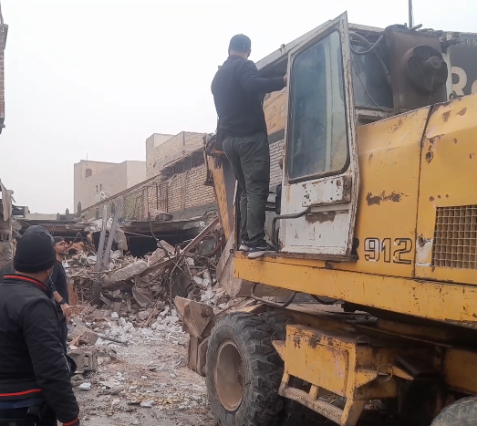 تخریب چهار کافه غیرمجاز در اهواز به دستور دادستان تخریب چهار کافه غیرمجاز در اهواز به دستور دادستان