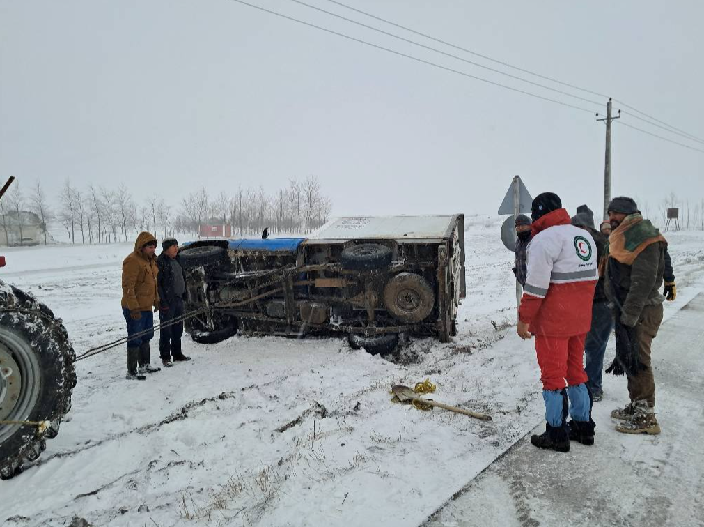 امدادرسانی هلال احمر به ۷۶۰ نفر در جادههای استان اردبیل امدادرسانی هلال احمر به ۷۶۰ نفر در جادههای استان اردبیل