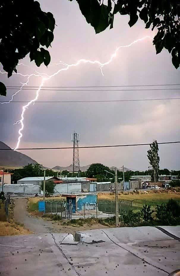 تداوم بارشهای رگباری تا اواسط هفته تداوم بارشهای رگباری تا اواسط هفته