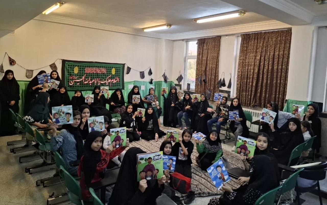 آغار پویش نذر کتاب «بچه هیئتی کتاب بخوان» در همدان آغار پویش نذر کتاب «بچه هیئتی کتاب بخوان» در همدان