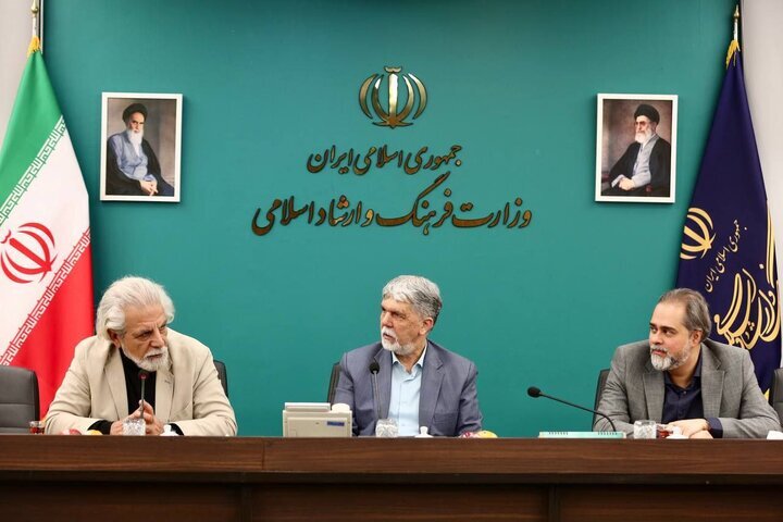 وزیر ارشاد: می‌توانیم اعتماد‌های از دست رفته را به‌زودی بازگردانیم