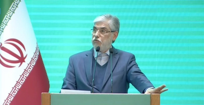 جشنواره بینالمللی فارابی برای تکریم محققها است جشنواره بینالمللی فارابی برای تکریم محققها است