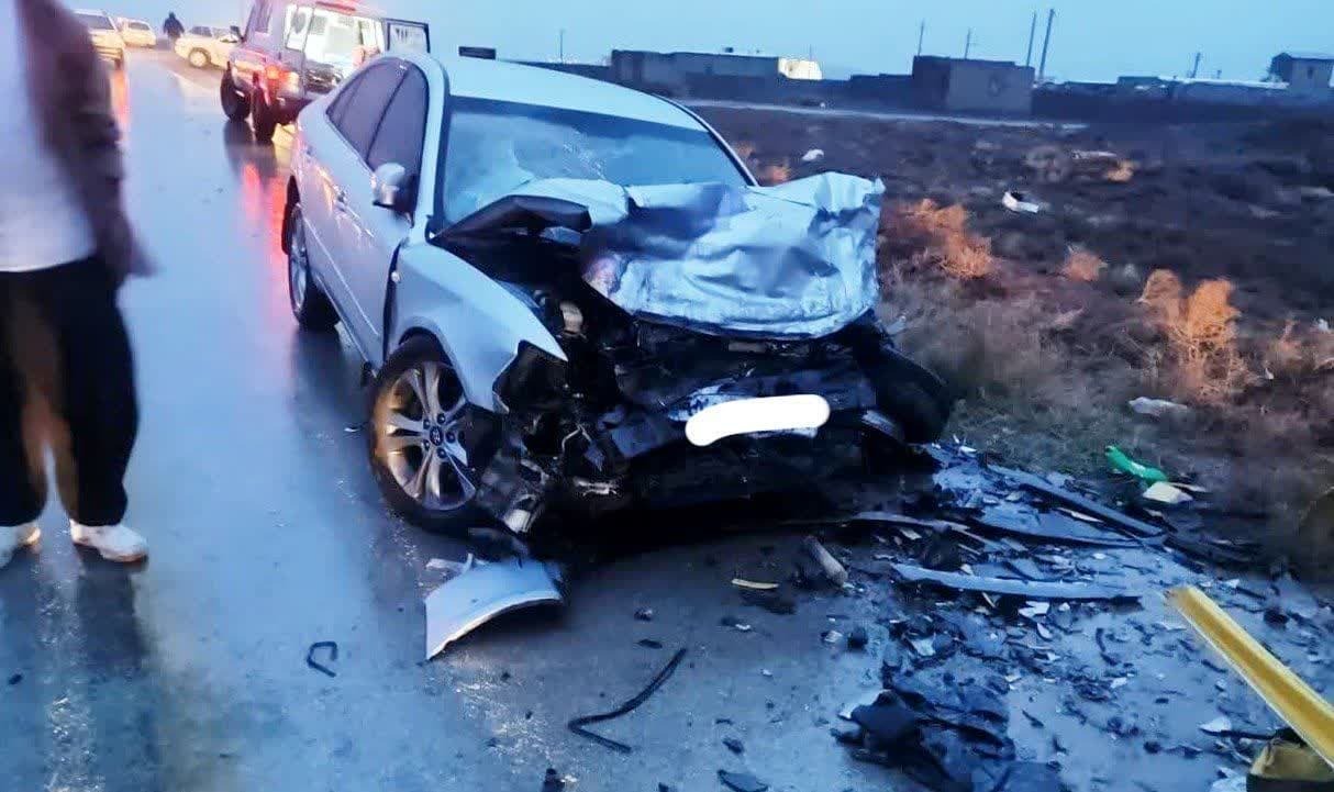 برخورد دو خودرو در محور ساوه به تهران برخورد دو خودرو در محور ساوه به تهران