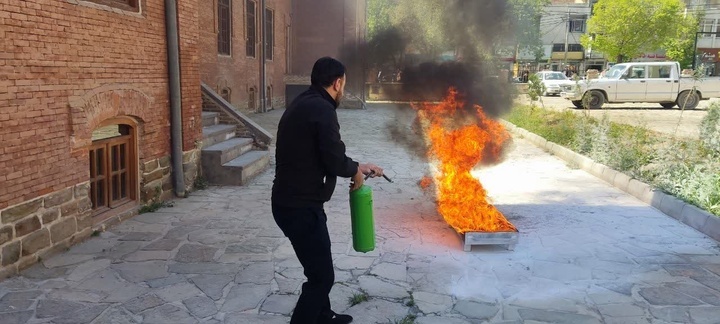 رزمایش آموزشی اطفای حریق ویژه نیروهای یگان حفاظت میراثفرهنگی آذربایجان غربی رزمایش آموزشی اطفای حریق ویژه نیروهای یگان حفاظت میراثفرهنگی آذربایجان غربی