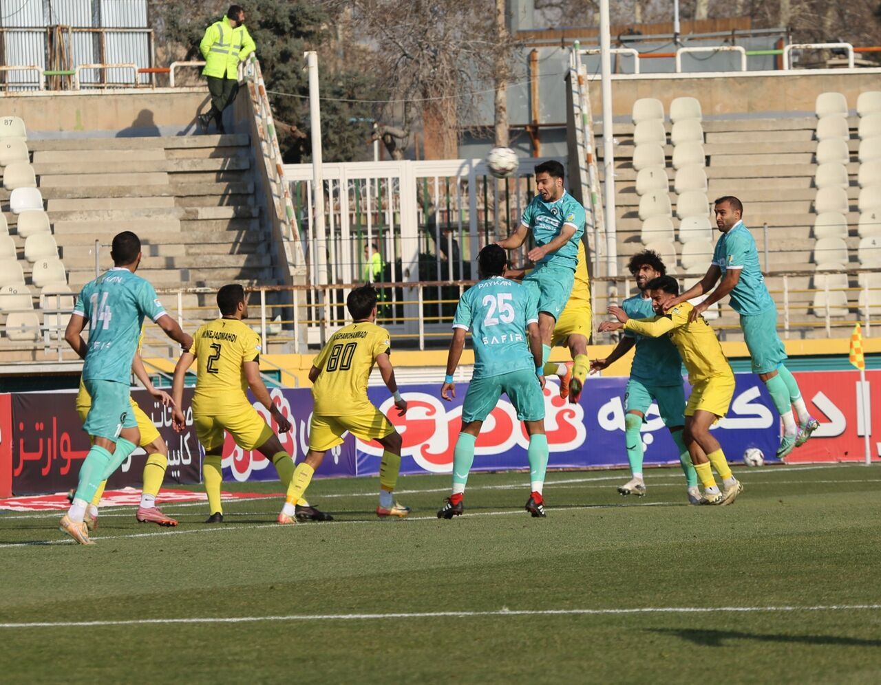 هفته ۱۸ لیگ برتر فوتبال؛ برتری خارج از خانه شمس آذر برابر پیکان هفته ۱۸ لیگ برتر فوتبال؛ برتری خارج از خانه شمس آذر برابر پیکان