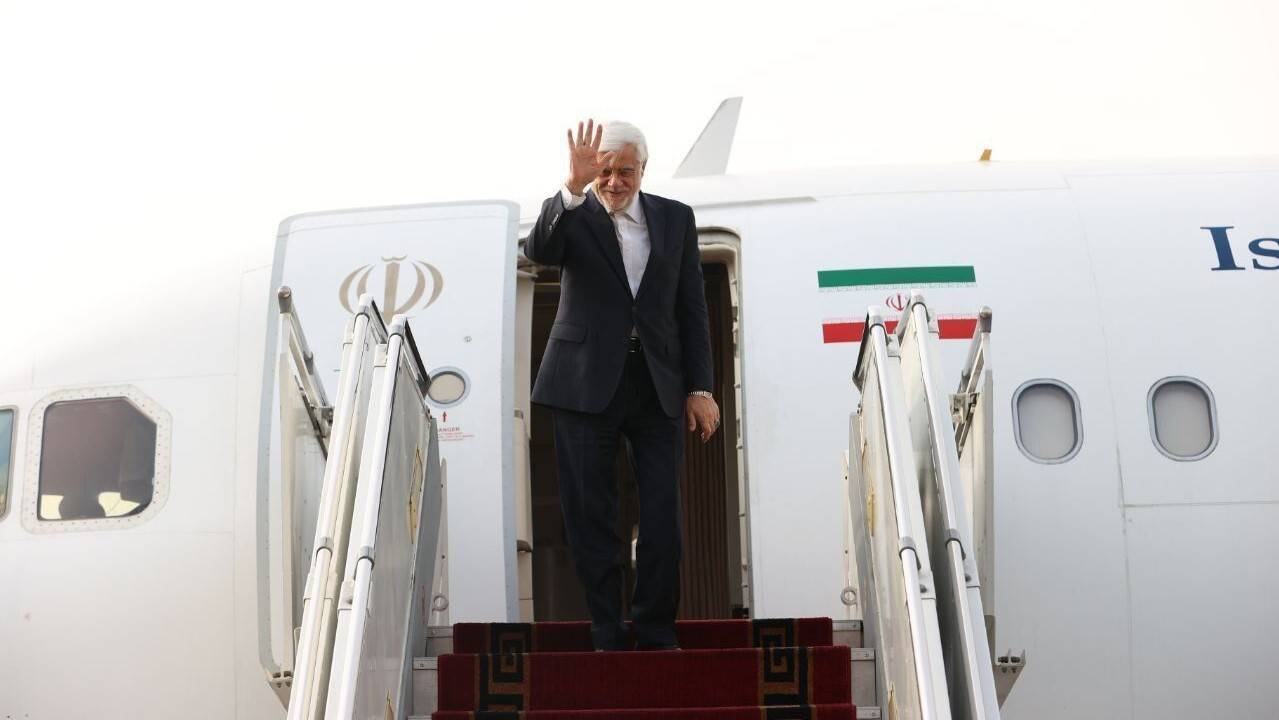 معاون اول رئیس جمهور وارد تبریز شد+گ معاون اول رئیس جمهور وارد تبریز شد+گ