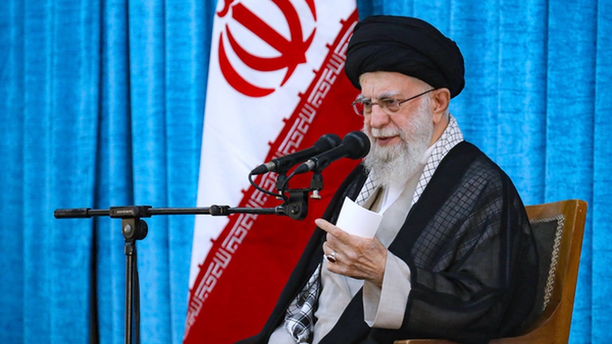 رهبر انقلاب: غنی‌سازی کلید اصلی صنعت هسته‌ای است