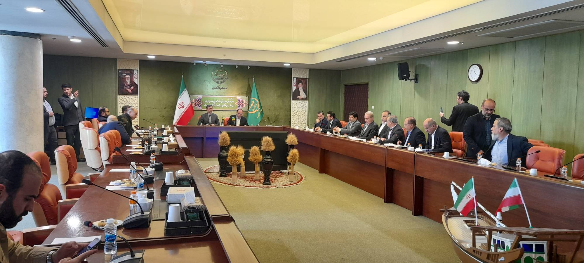 همکاری جهادکشاورزی و ستاد اجرایی فرمان امام برای تولید گوشت و برنج