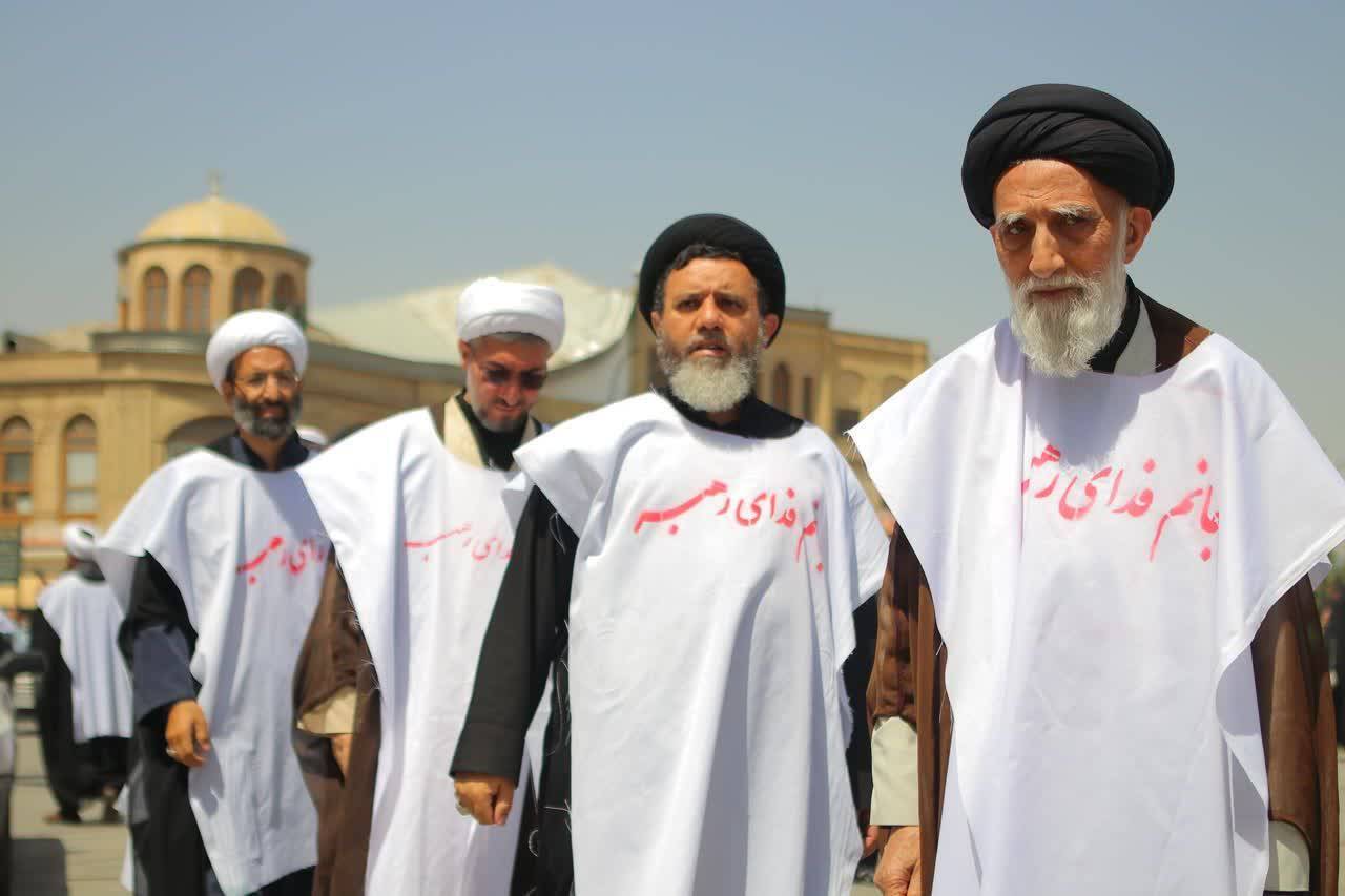 طلاب همدانی کفن پوش شدند