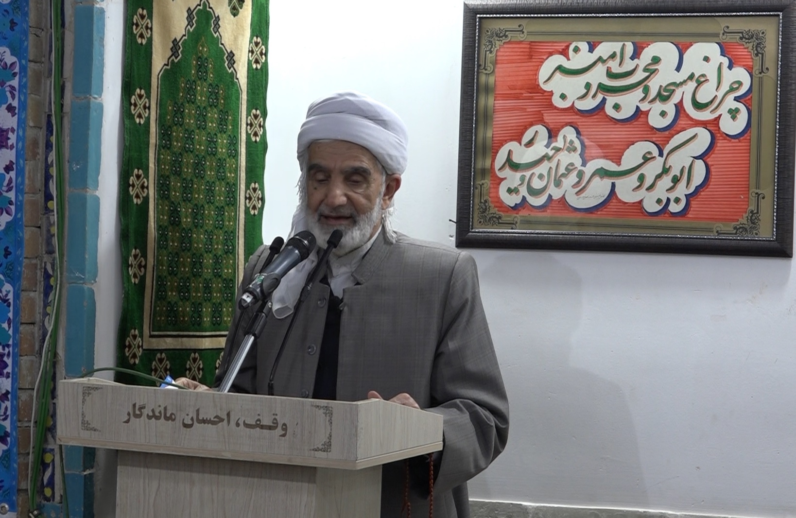 دولت از گرانی و قاچاق غافل نشود
