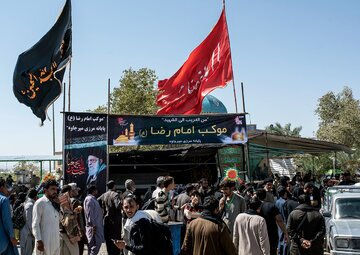  پذیرایی از زائران ابا عبدالله الحسین (ع) در ۶۰ موکب خراسان جنوبی