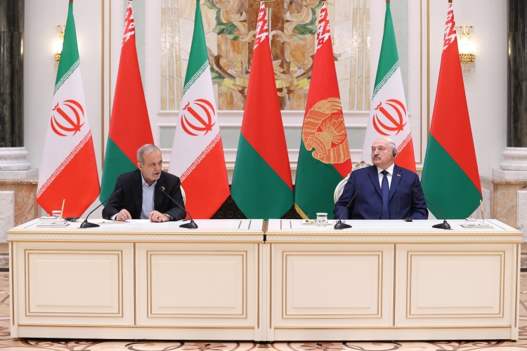 نتایج توافقات سفر بلاروس در آینده مشاهده خواهد شد نتایج توافقات سفر بلاروس در آینده مشاهده خواهد شد