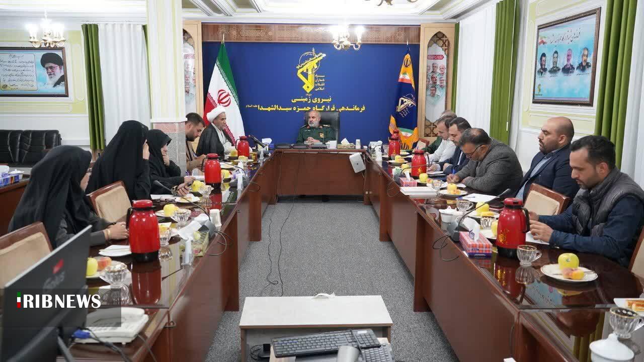 دفاع مقدس گنجینه ای عظیم برای پیشرفت انقلاب دفاع مقدس گنجینه ای عظیم برای پیشرفت انقلاب