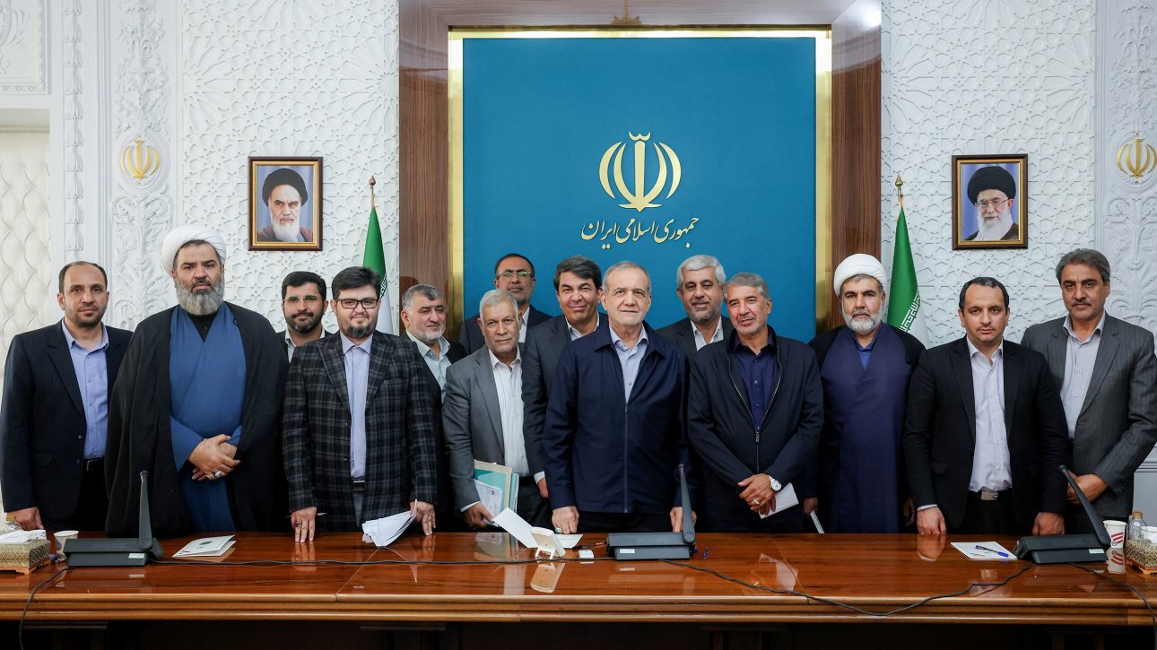 تفویض اختیار به استانها برای رفع خودتحریمیها تفویض اختیار به استانها برای رفع خودتحریمیها