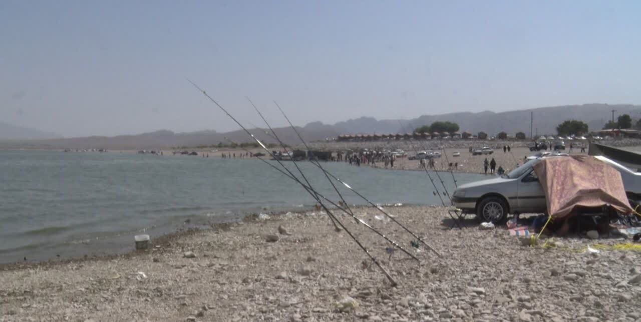 شور و نشاط اجتماعی در مسابقات ماهیگیری با قلاب در بوکان شور و نشاط اجتماعی در مسابقات ماهیگیری با قلاب در بوکان