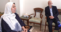 دیدار رئیس بنیاد شهید با خانواده شهیدان مریم حِجاری و امیرعلیِ خرمی