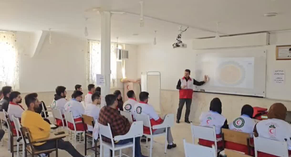 آشنایی نجاتگران  شهرستان بوکان با امداد و نجات در سوانح ملی