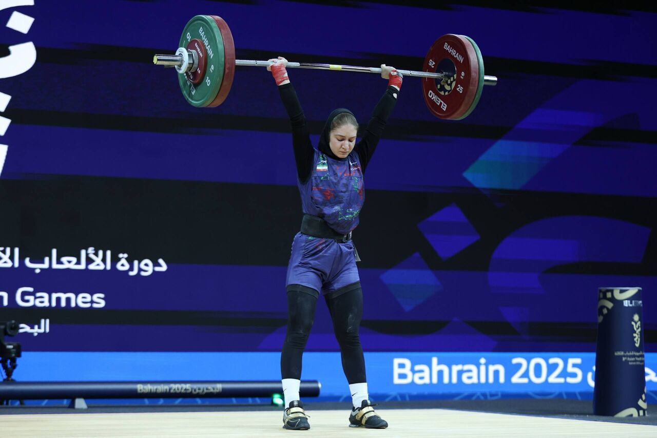 کشتکار از کسب نشان بازماند کشتکار از کسب نشان بازماند